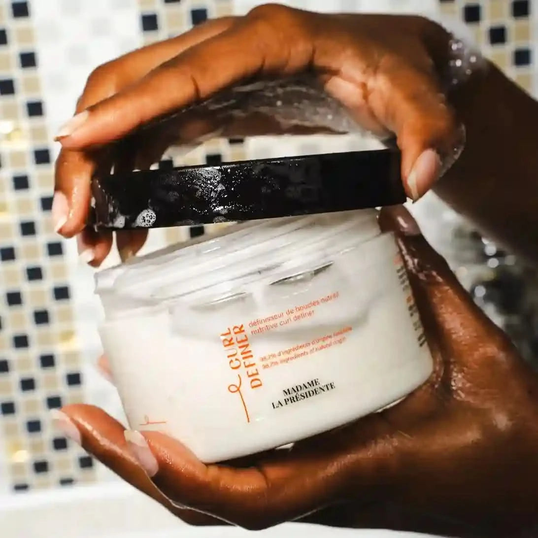 علاج تجعيد الشعر - تحديد تجعيد الشعر